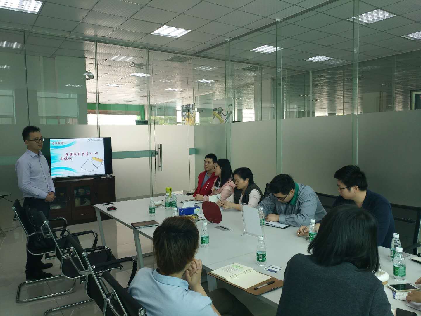 祝贺罗庚机器人签约华体会网页版-华体会(中国)官方在线登录ERP